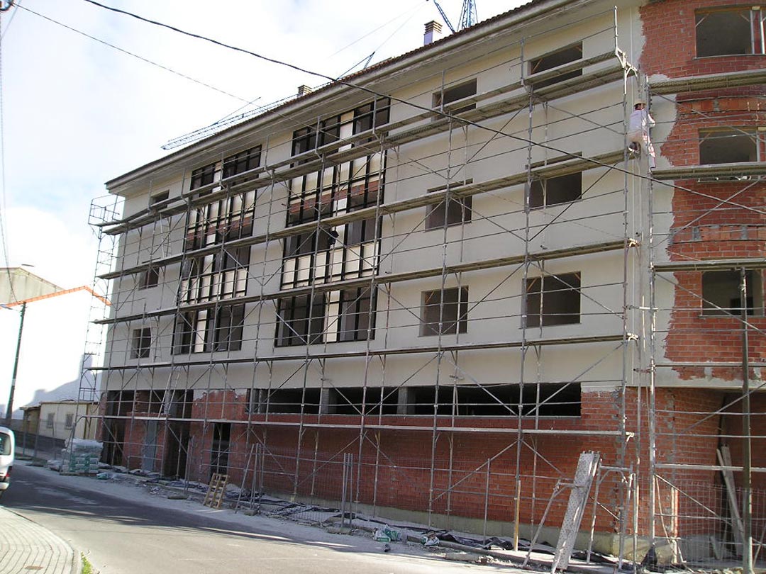 Edificio de viviendas en Coristanco.