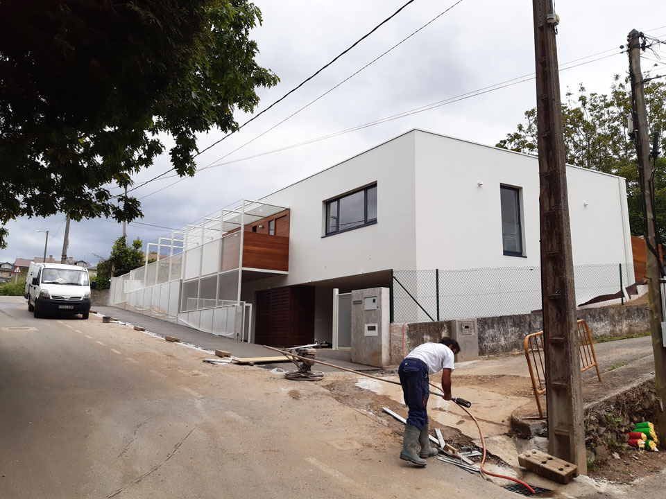 Construcción de vivienda unifamiliar en Cambre.